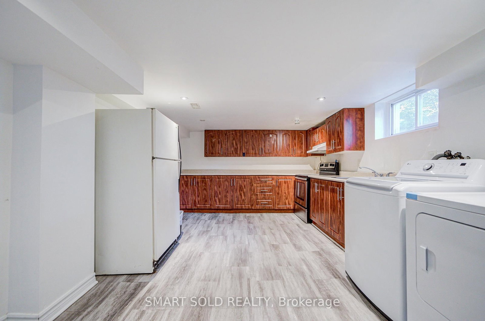 77 Fennell Avenue • Hamilton, ON photo 14