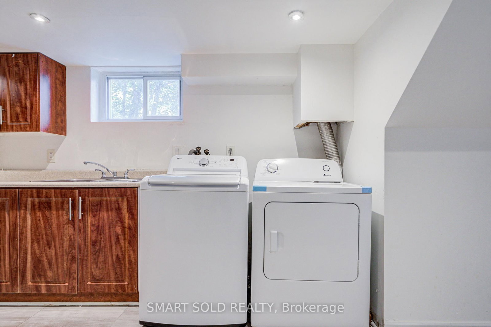 77 Fennell Avenue • Hamilton, ON photo 15