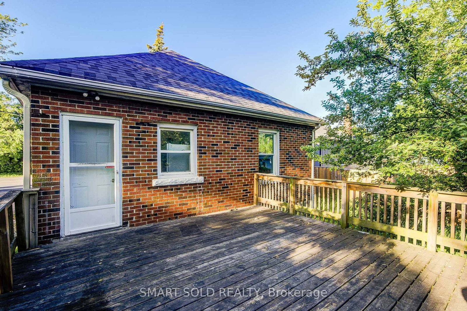 77 Fennell Avenue • Hamilton, ON photo 24