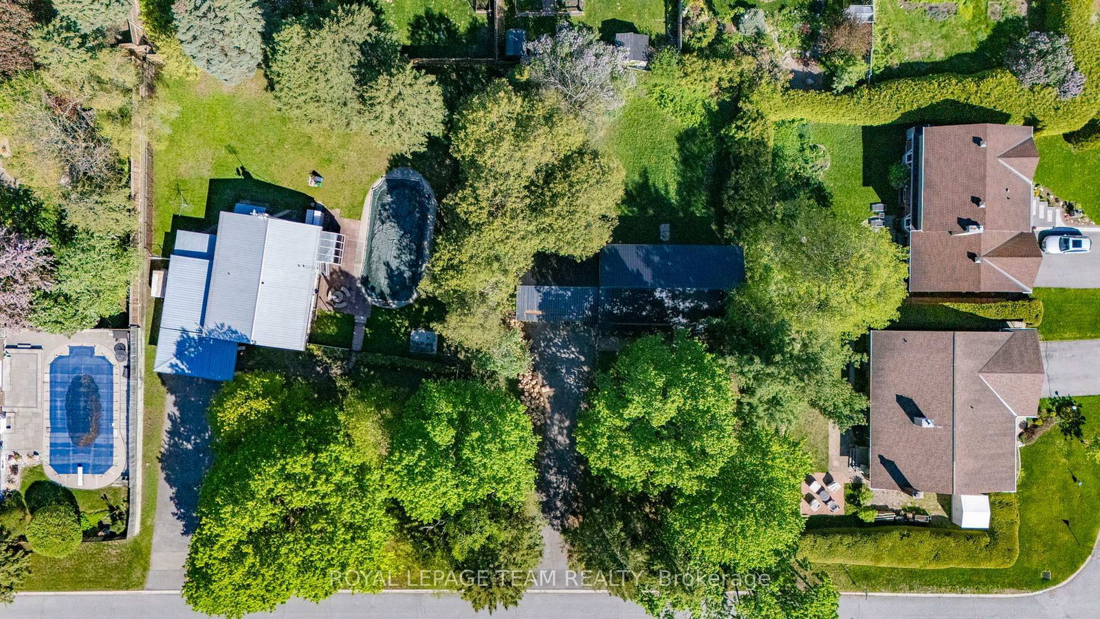 26 Maple Grove Road • Kanata, ON photo 5