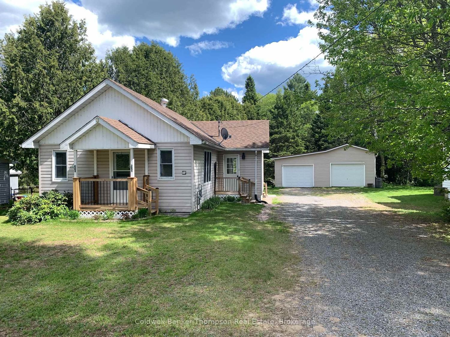 71 Park Street • Sundridge, ON photo 2