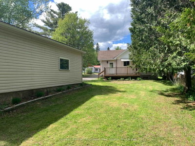 71 Park Street • Sundridge, ON photo 8