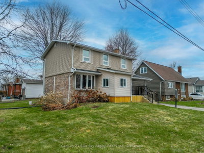 25 Rowe Avenue