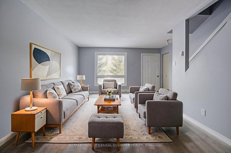 18 - 249 Cedarbrae Avenue