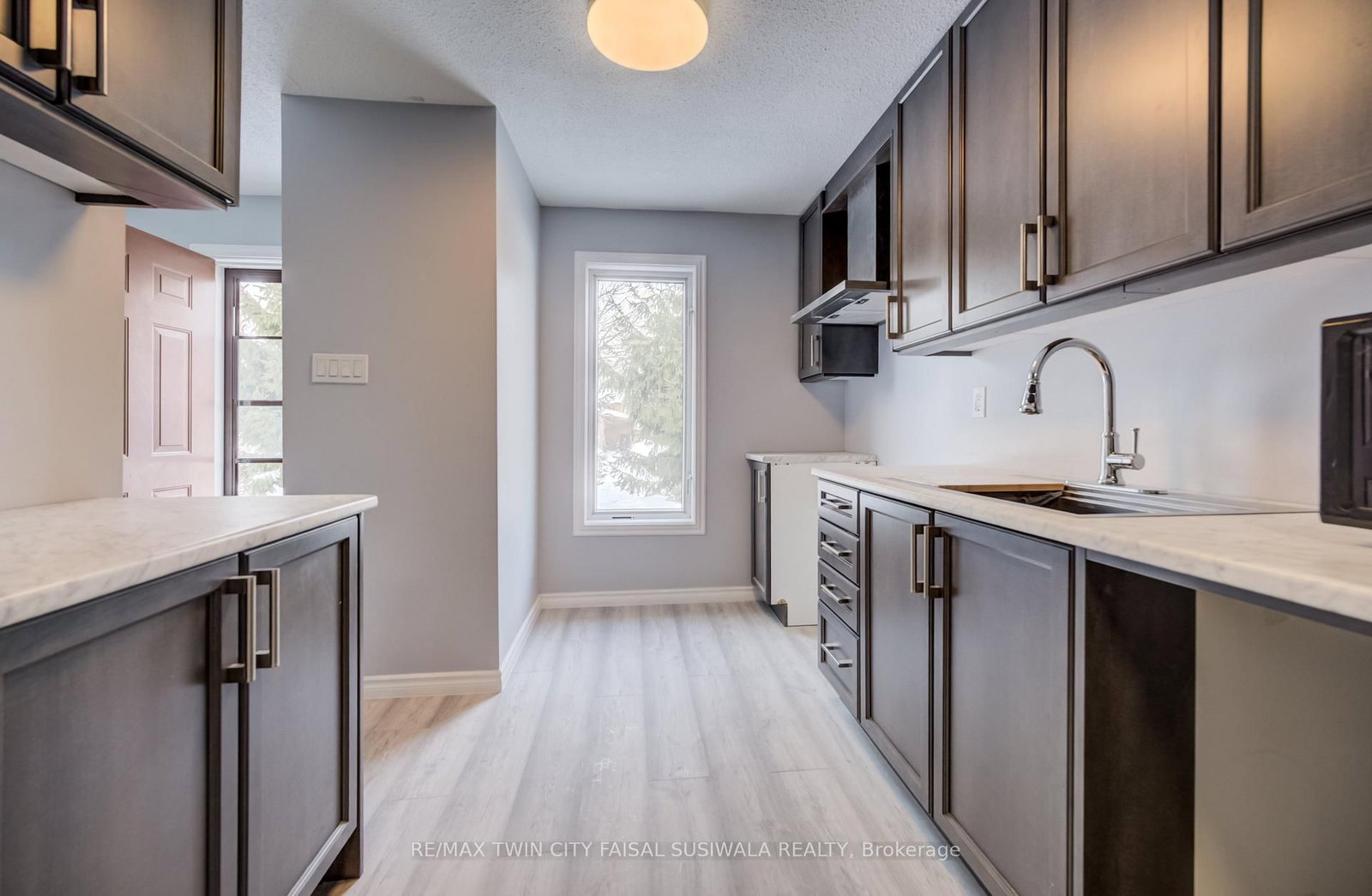 249 Cedarbrae Avenue • #18 • Waterloo, ON photo 3