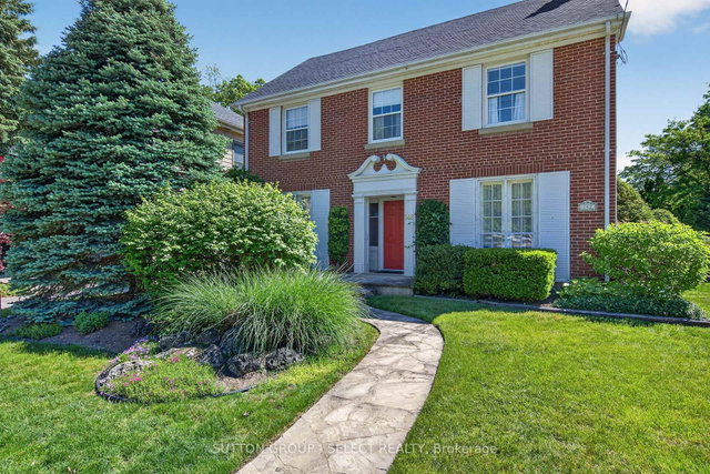 142 Ridout Street S
