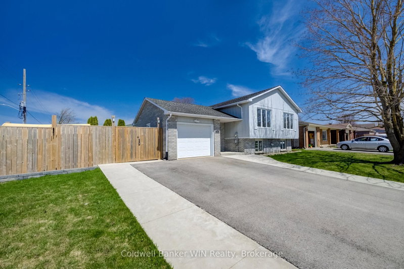 103 Melissa Crescent