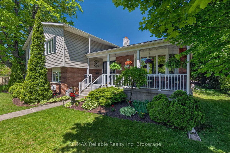 248 Britannia Road W