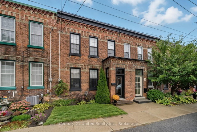 11 Bramley Street N