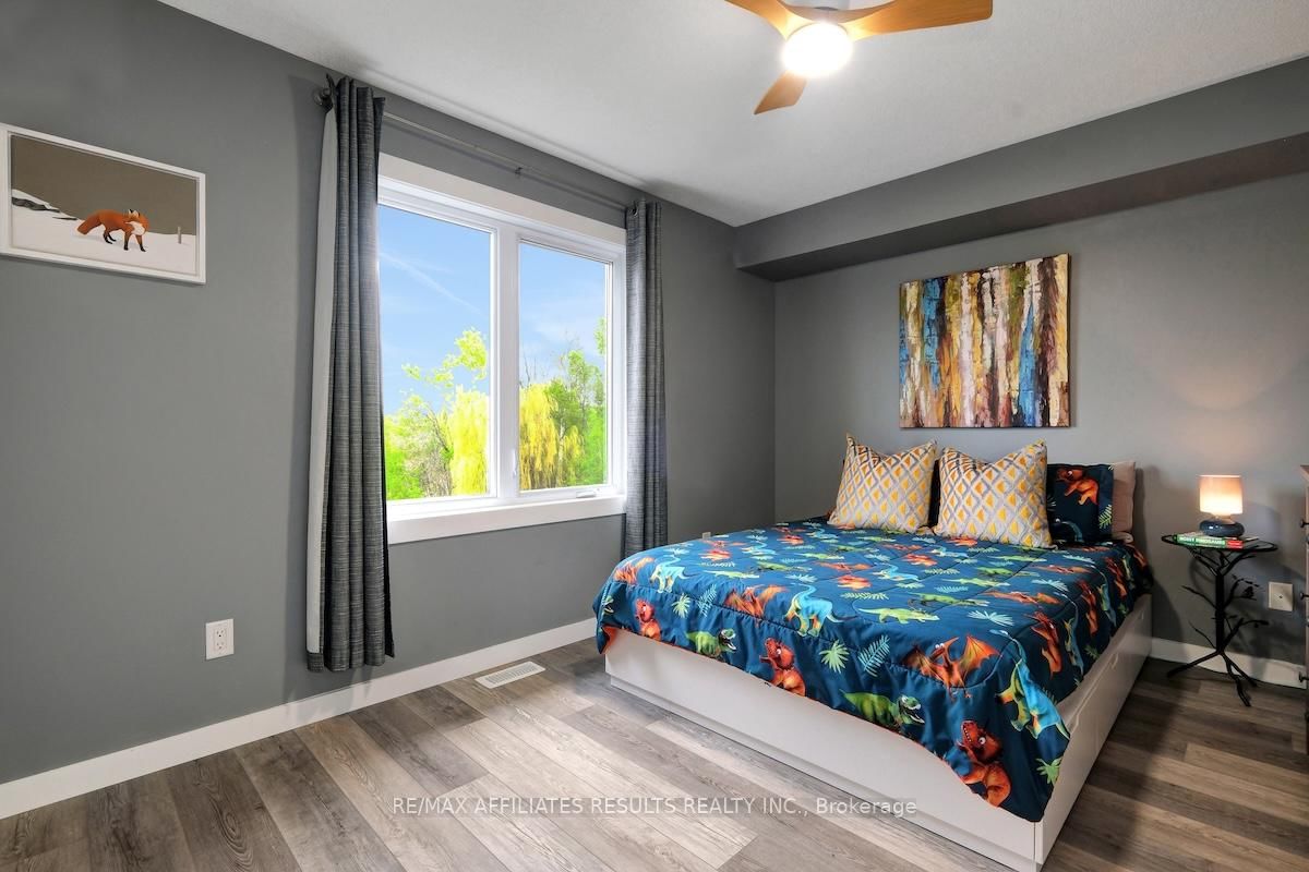 78 Songbird Private • Ottawa, ON photo 31