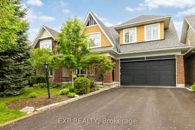 36 Oakbriar Crescent • Ottawa, ON photo 2