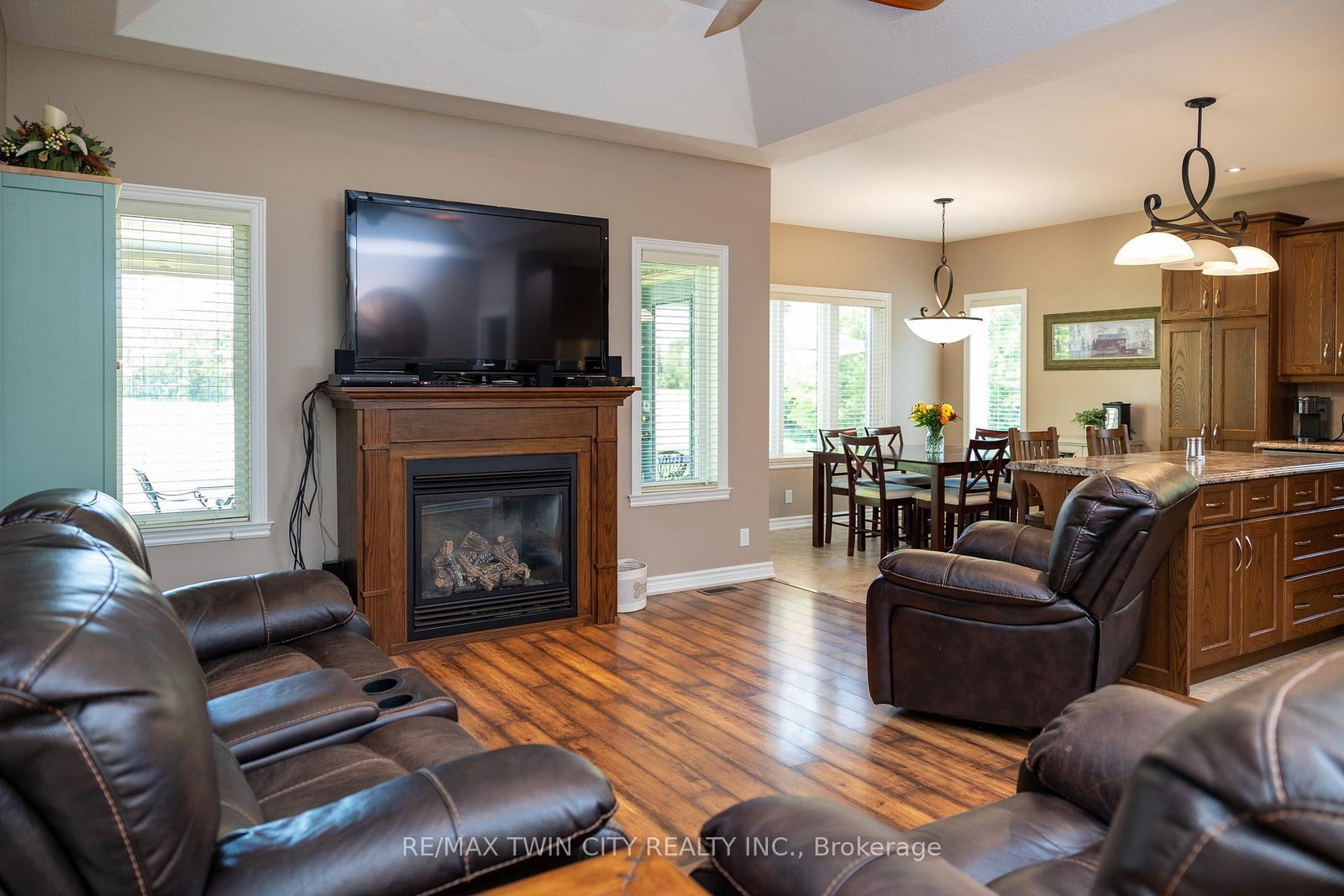 1827 WINDHAM RD. 3 • Norfolk, ON photo 18