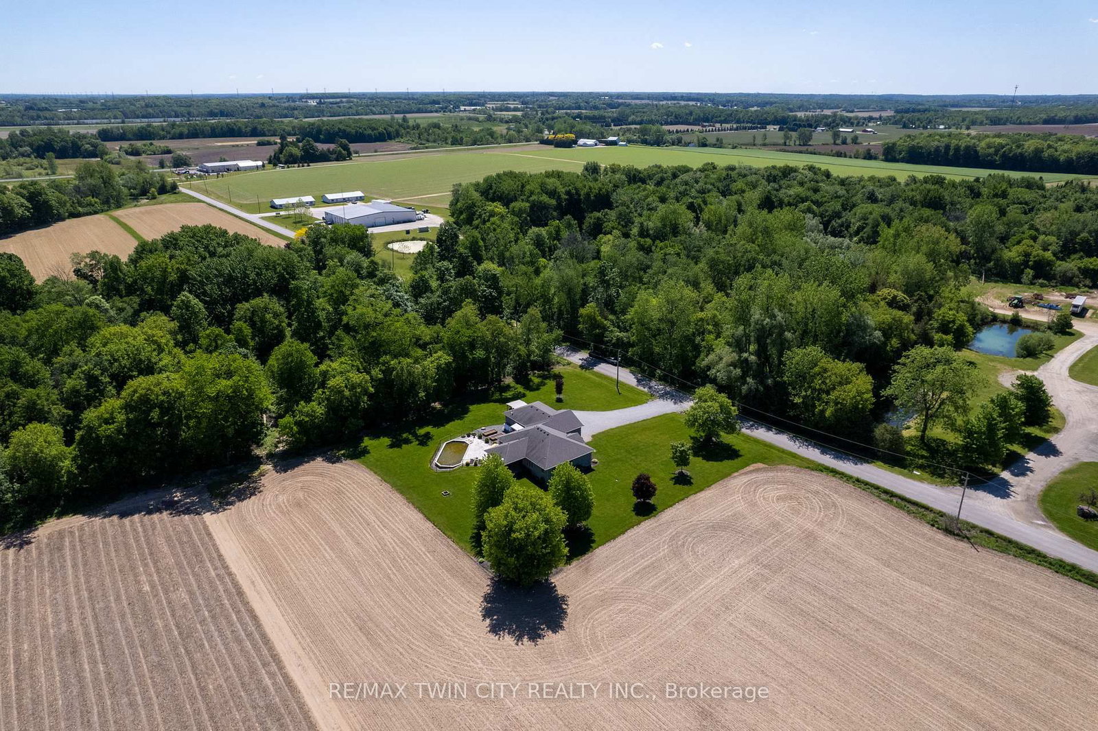 1827 WINDHAM RD. 3 • Norfolk, ON photo 33