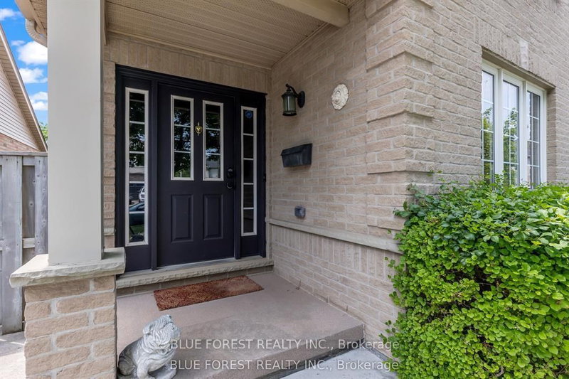 258 South Leaksdale Circle