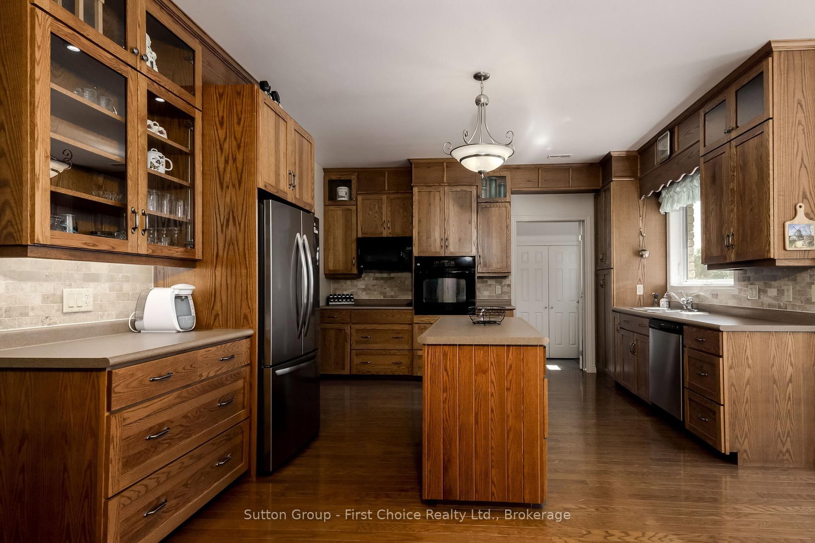 4957 Perth Road 119 • Perth East, ON photo 14