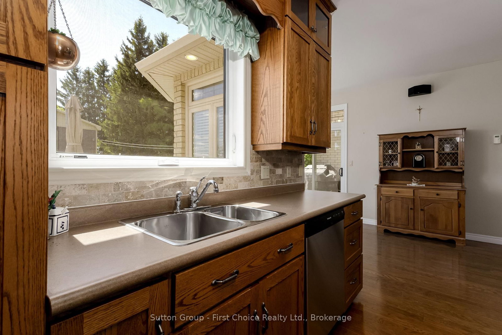 4957 Perth Road 119 • Perth East, ON photo 16