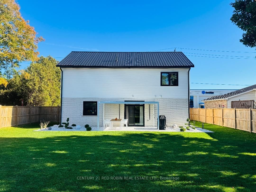 18 McNab Street - Photo 45