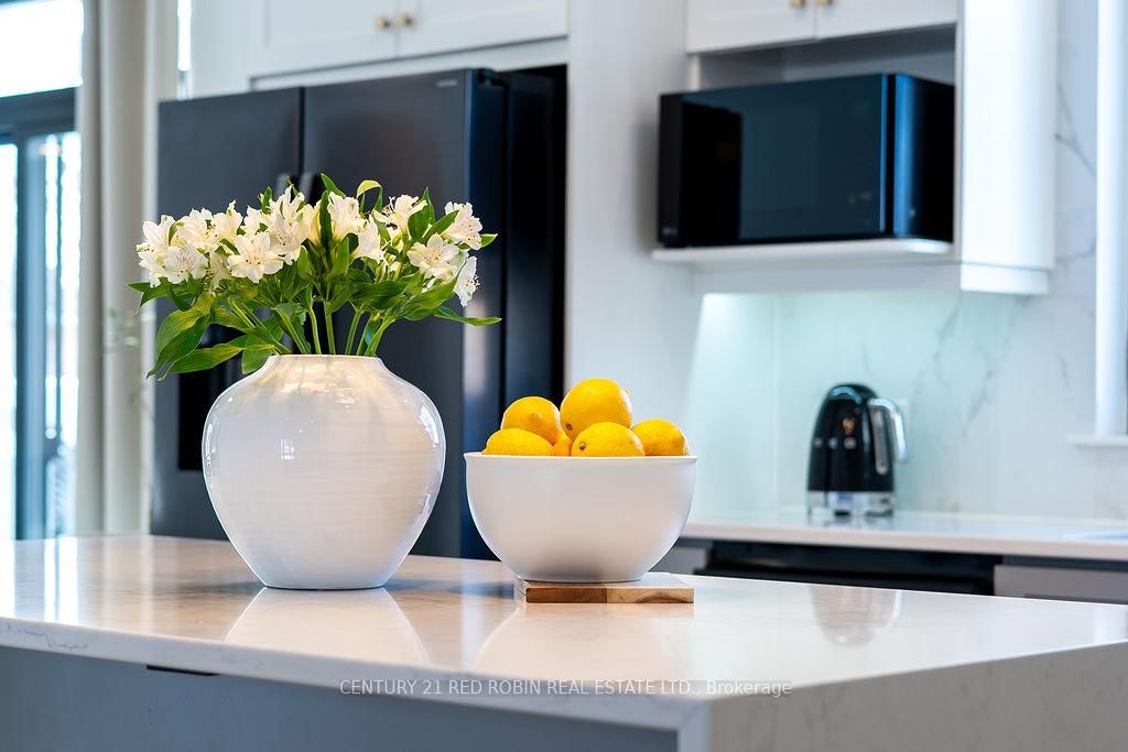 18 McNab Street - Photo 9