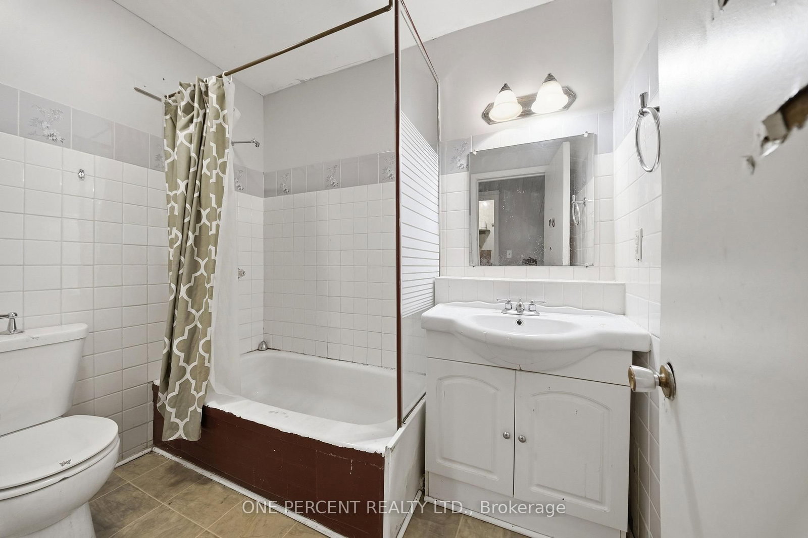 213 St Lawrence Street East Street E • Madoc, ON photo 18