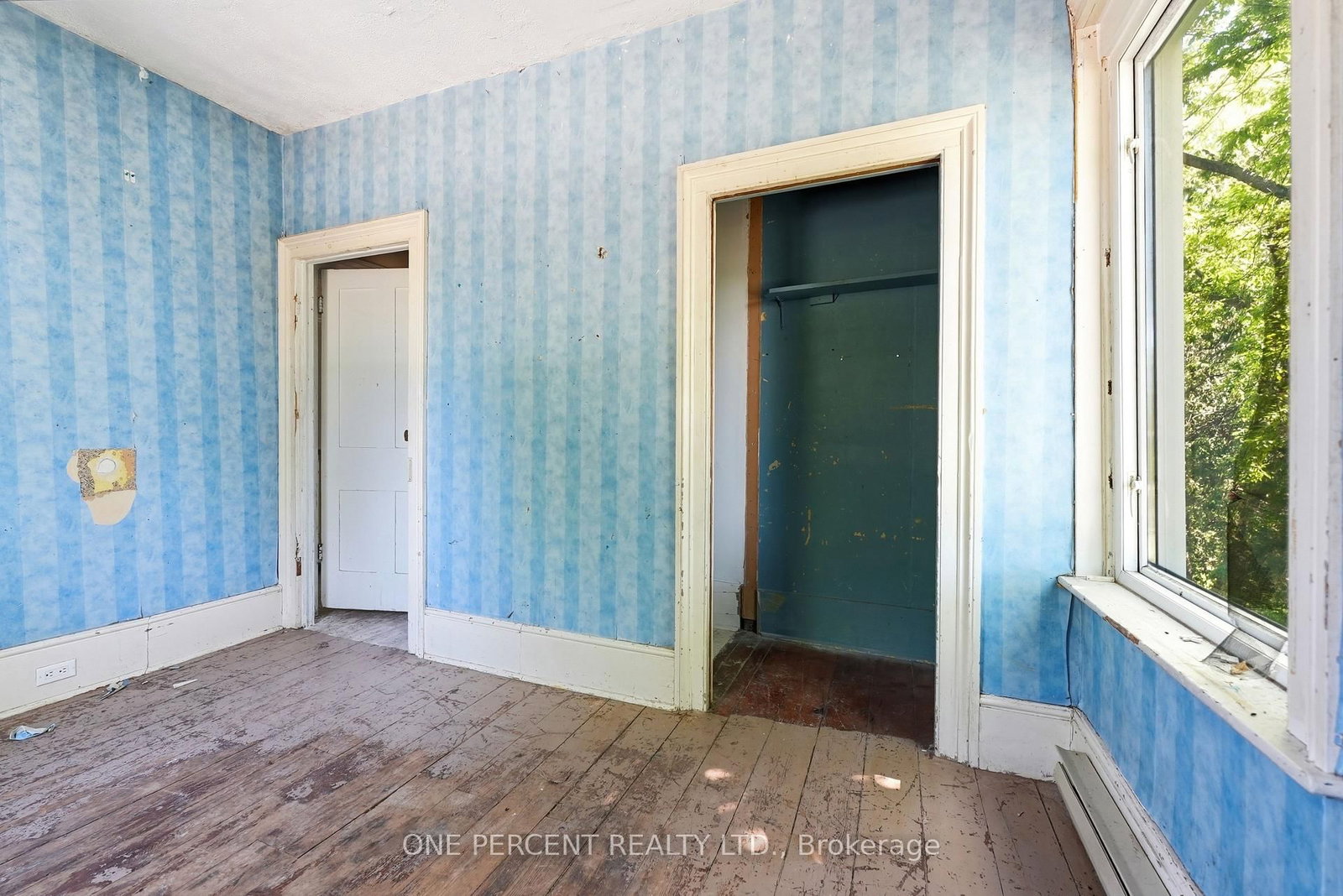 213 St Lawrence Street East Street E • Madoc, ON photo 45