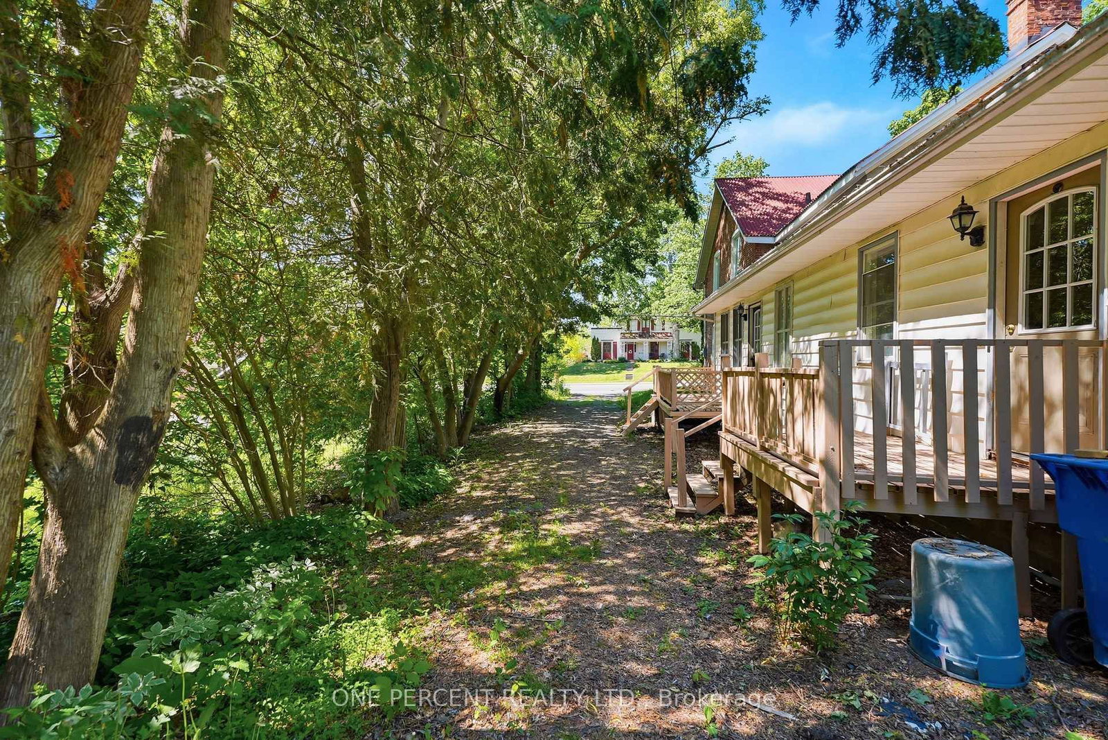 213 St Lawrence Street East Street E • Madoc, ON photo 48