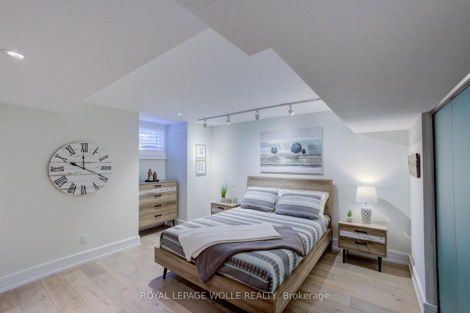 14 James Court • Woolwich, ON photo 27