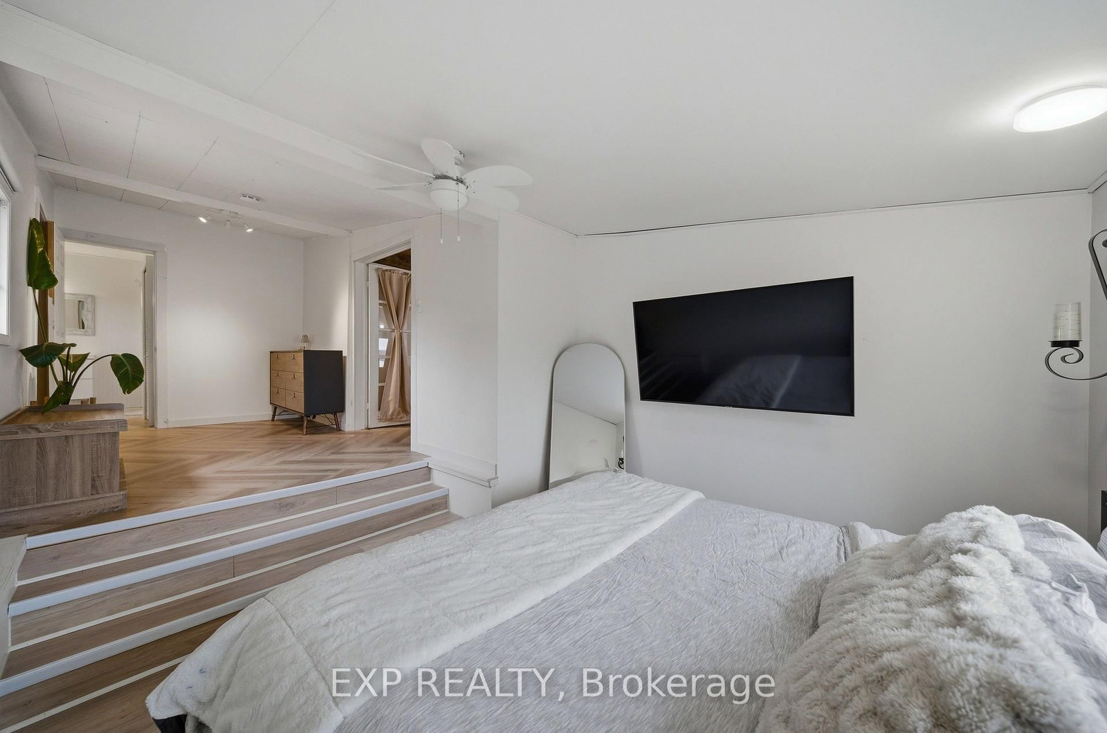 15 Neely Street • Ottawa, ON photo 17