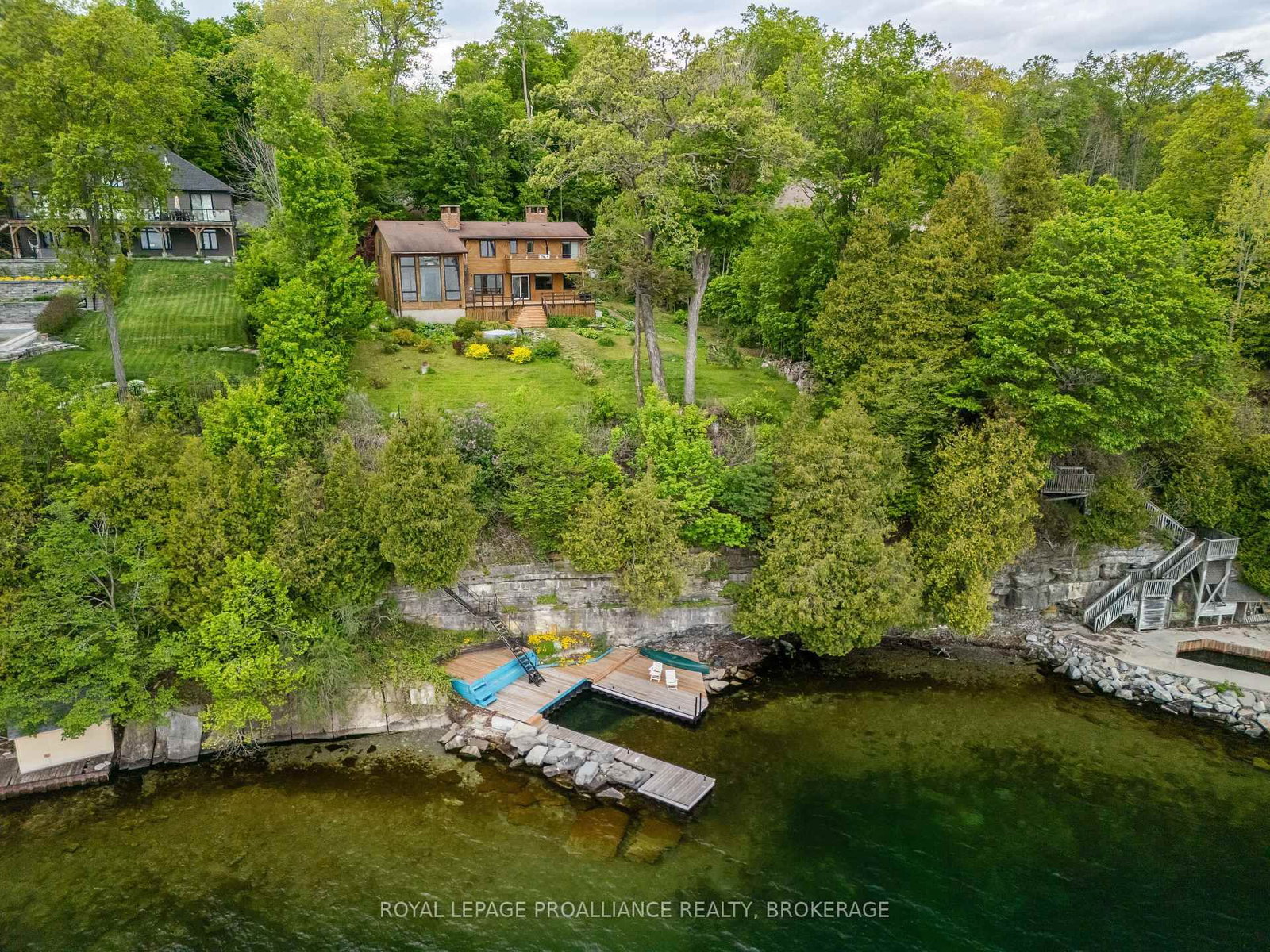 20 Riverside Drive • Kingston, ON photo 1
