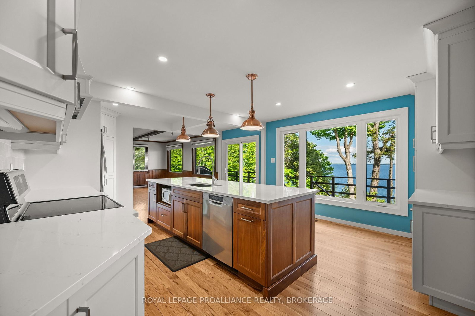 20 Riverside Drive • Kingston, ON photo 18