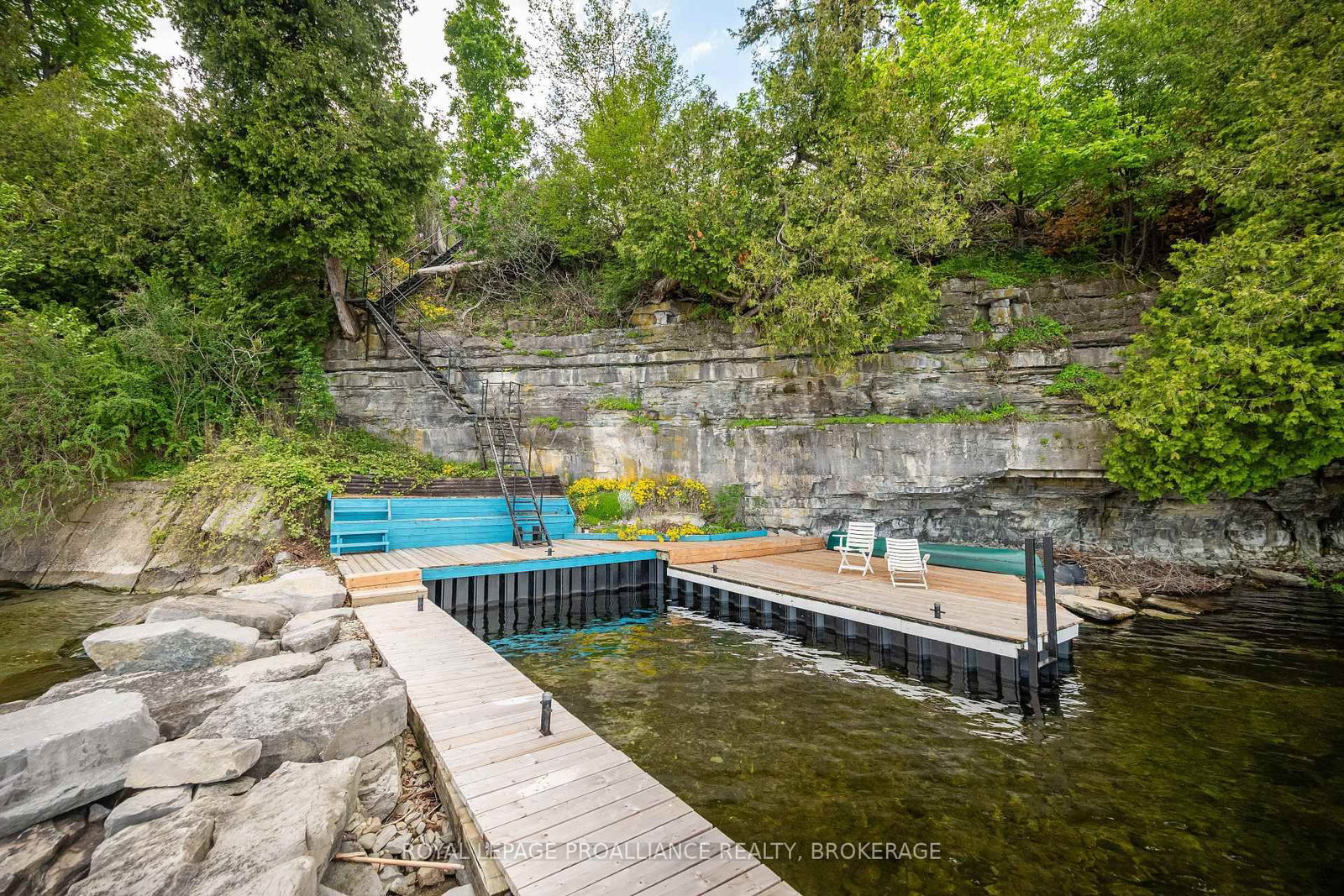 20 Riverside Drive • Kingston, ON photo 47