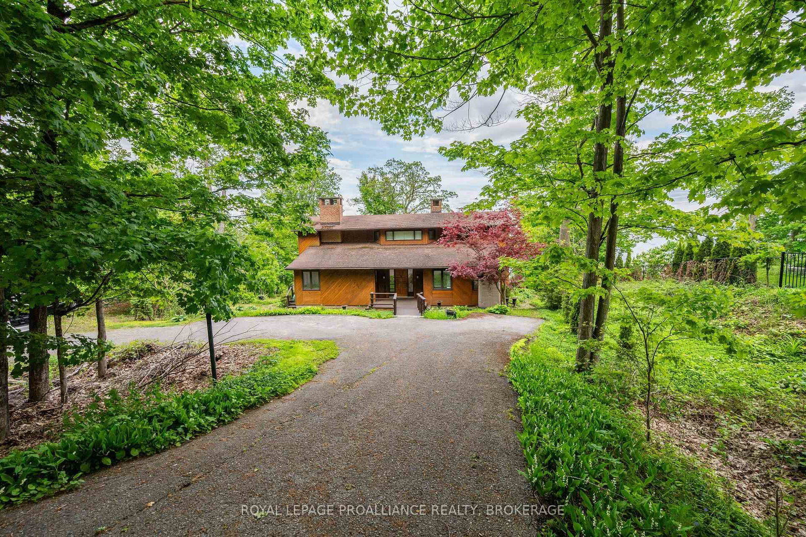 20 Riverside Drive • Kingston, ON photo 6