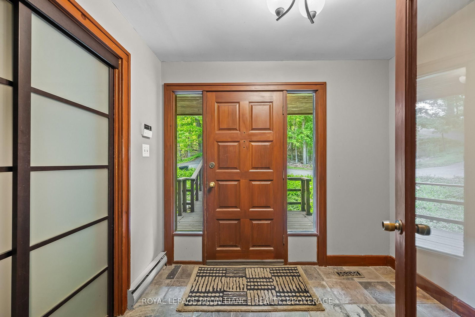 20 Riverside Drive • Kingston, ON photo 7