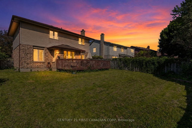 106 PINE VALLEY Drive W