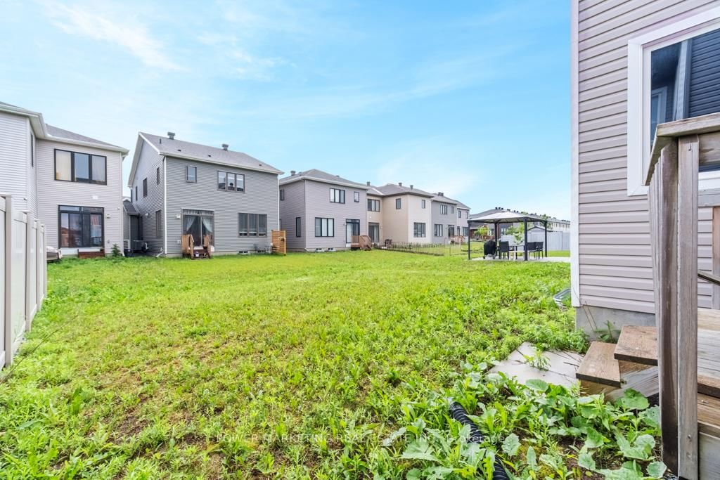 69 DEFENCE Street • Ottawa, ON photo 33