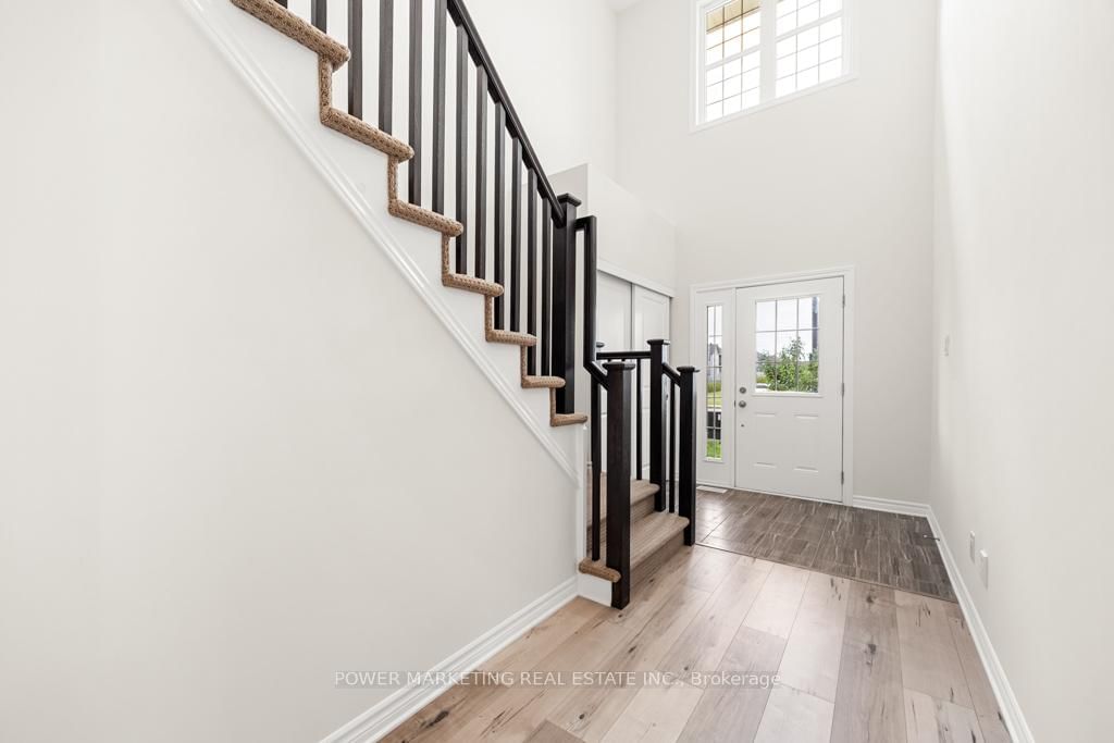 69 DEFENCE Street • Ottawa, ON photo 6