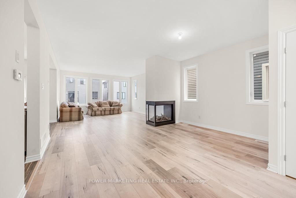 69 DEFENCE Street • Ottawa, ON photo 9