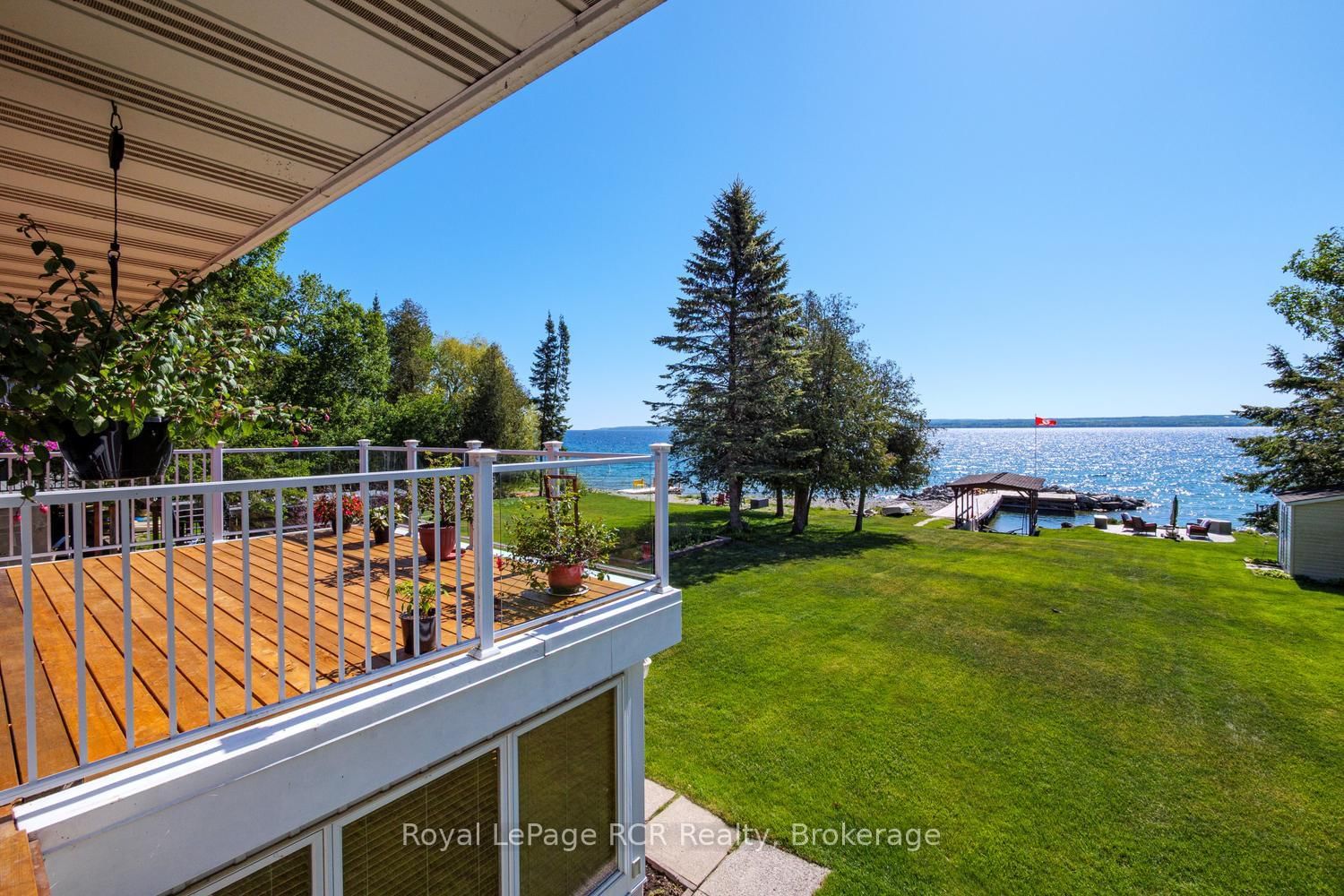405 Balmy Beach Road • Georgian Bluffs, ON photo 12