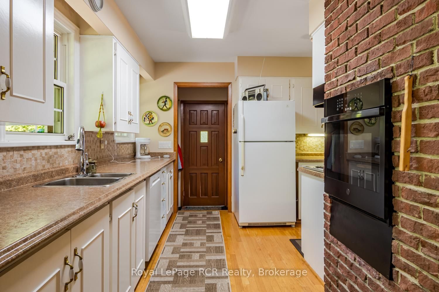 405 Balmy Beach Road • Georgian Bluffs, ON photo 17