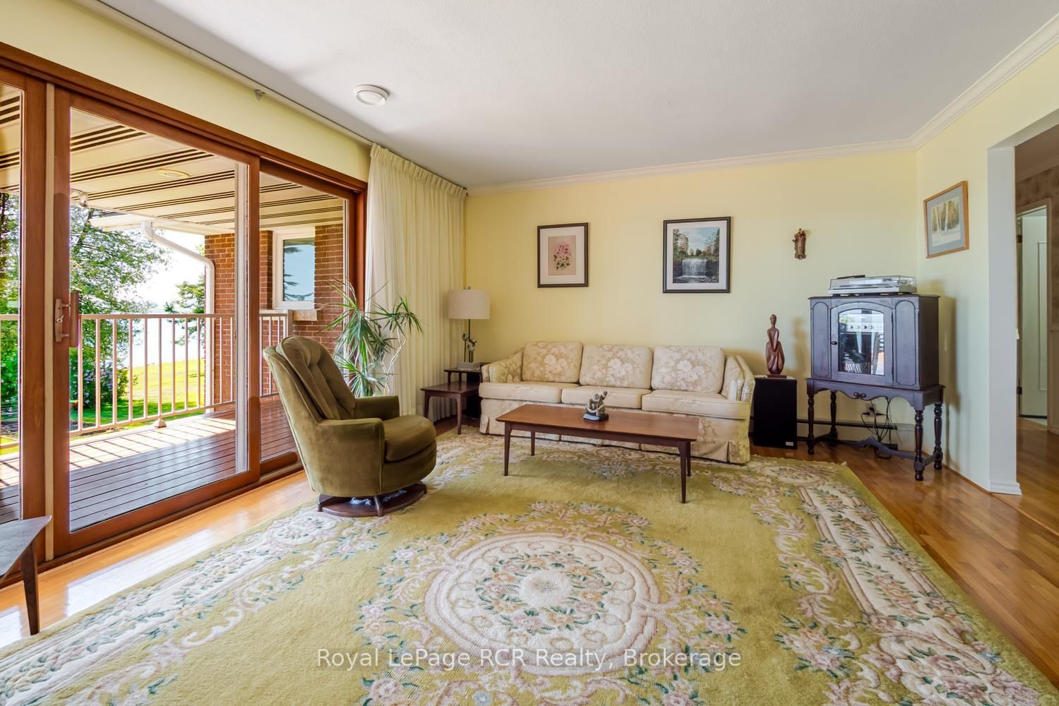 405 Balmy Beach Road • Georgian Bluffs, ON photo 9