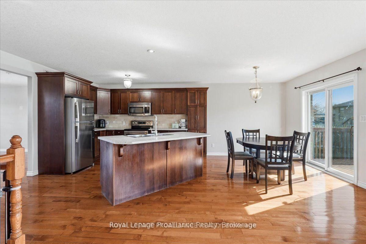 108 Parkview Heights • Quinte West, ON photo 19