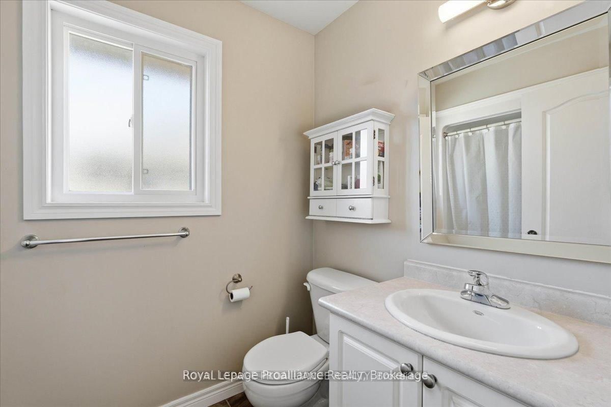 108 Parkview Heights • Quinte West, ON photo 26