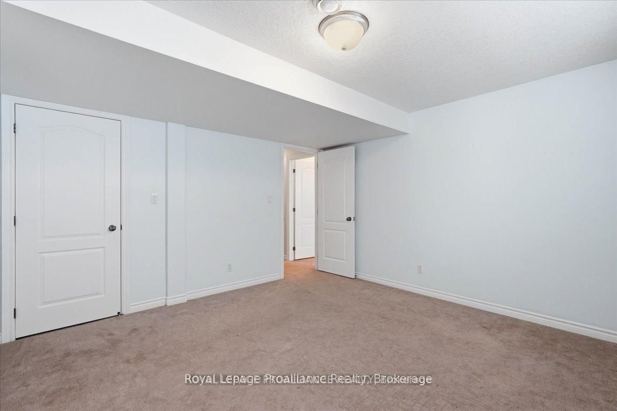 108 Parkview Heights • Quinte West, ON photo 38