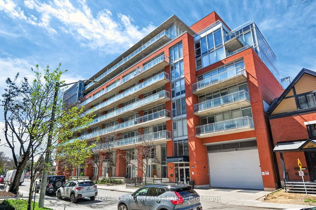 421 - 349 McLeod Street