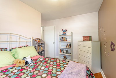 227 Sterling Street • London East, ON photo 8