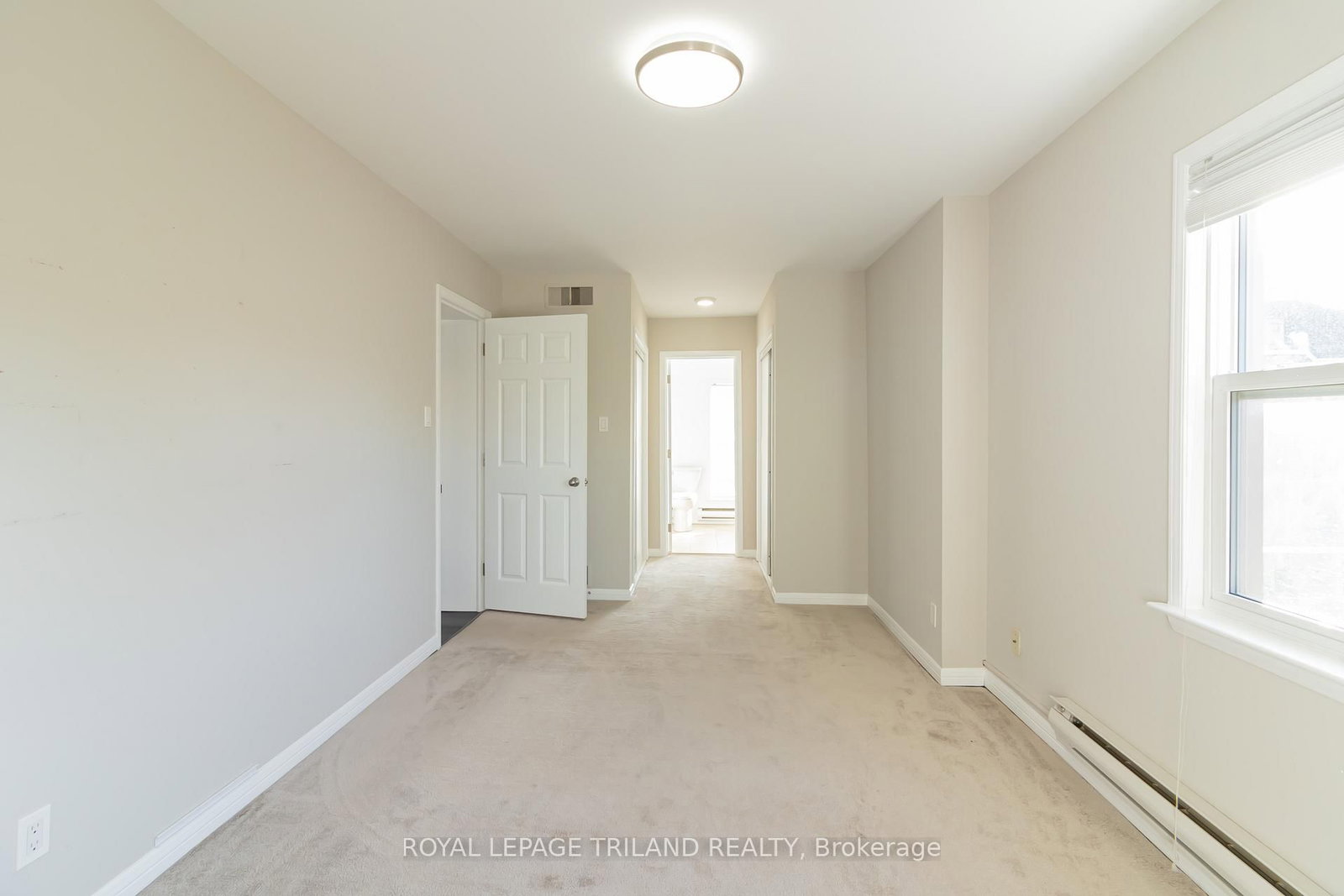 Upper - 613 Wellington Street, London East 5