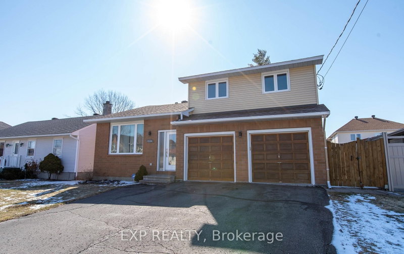 1534 Rosebella Ave photo 2