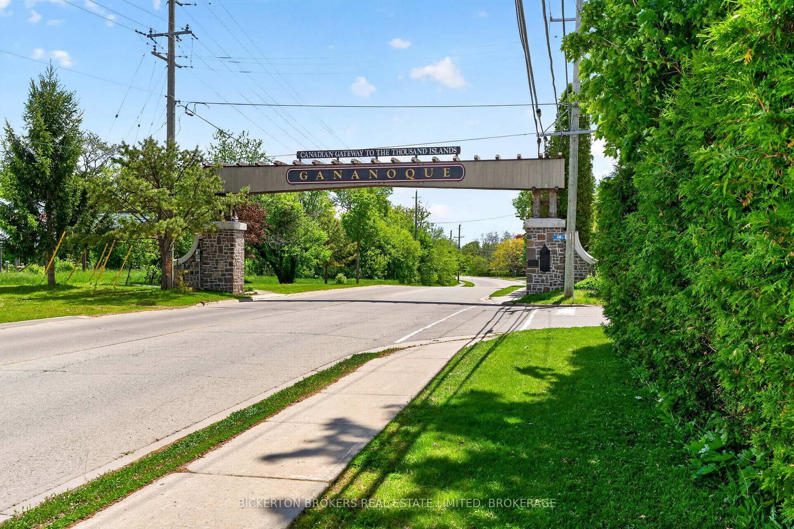 90 Ann Street • Gananoque, ON photo 14