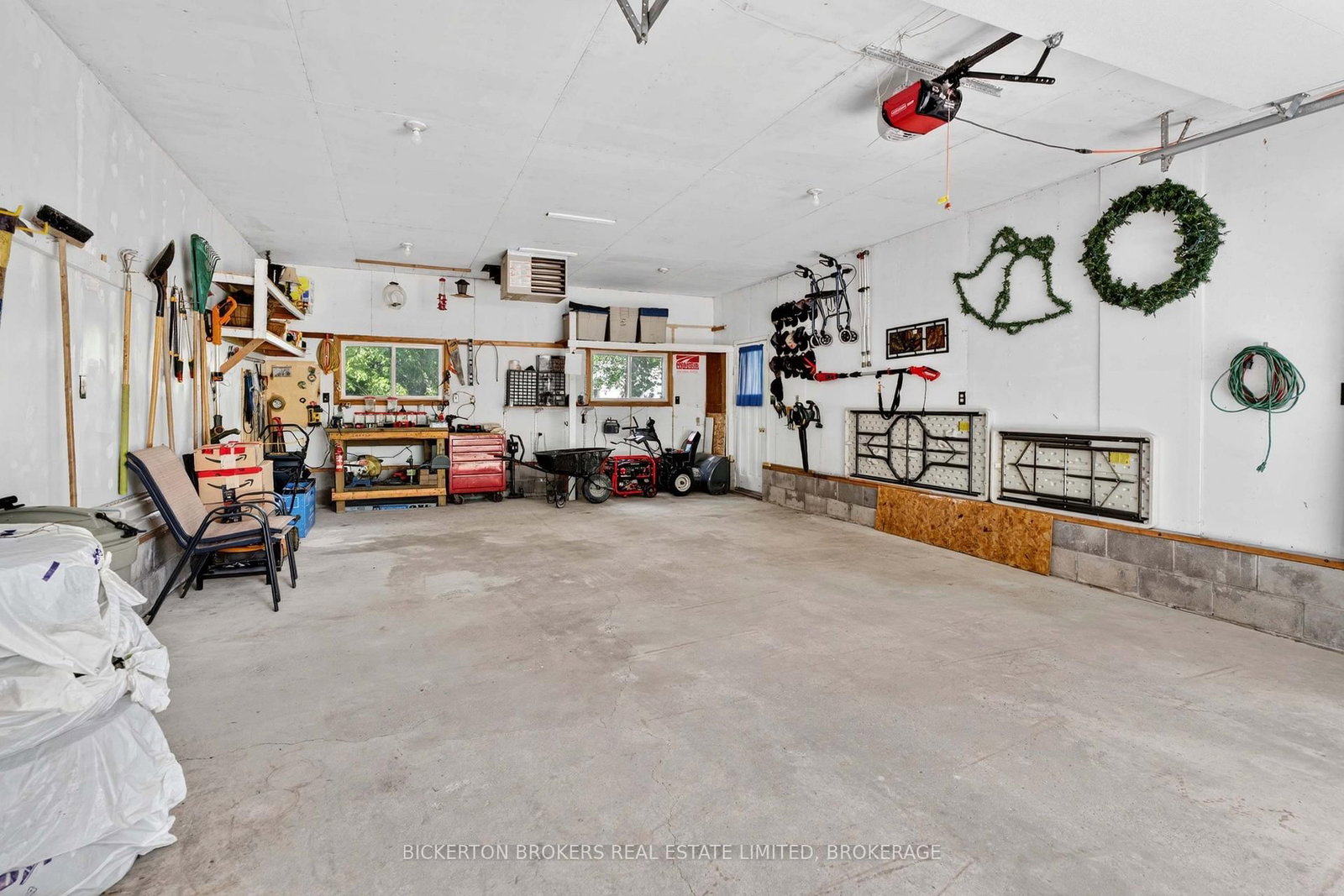 90 Ann Street • Gananoque, ON photo 15