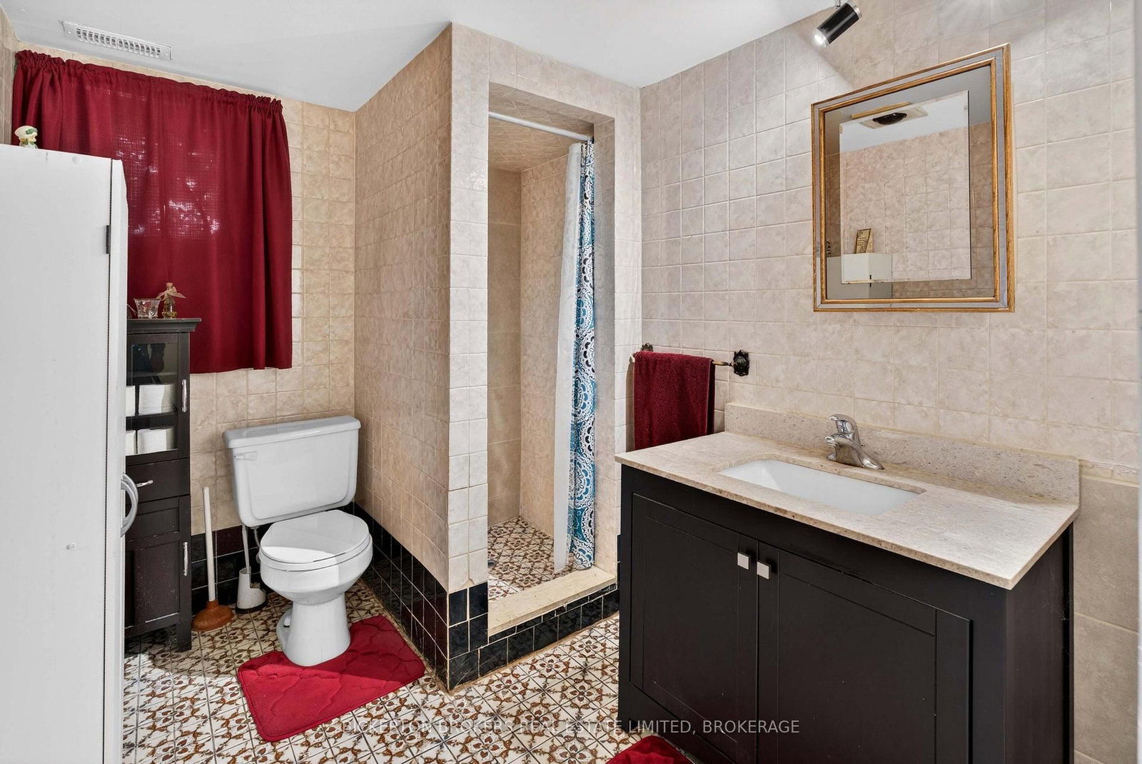 90 Ann Street • Gananoque, ON photo 24