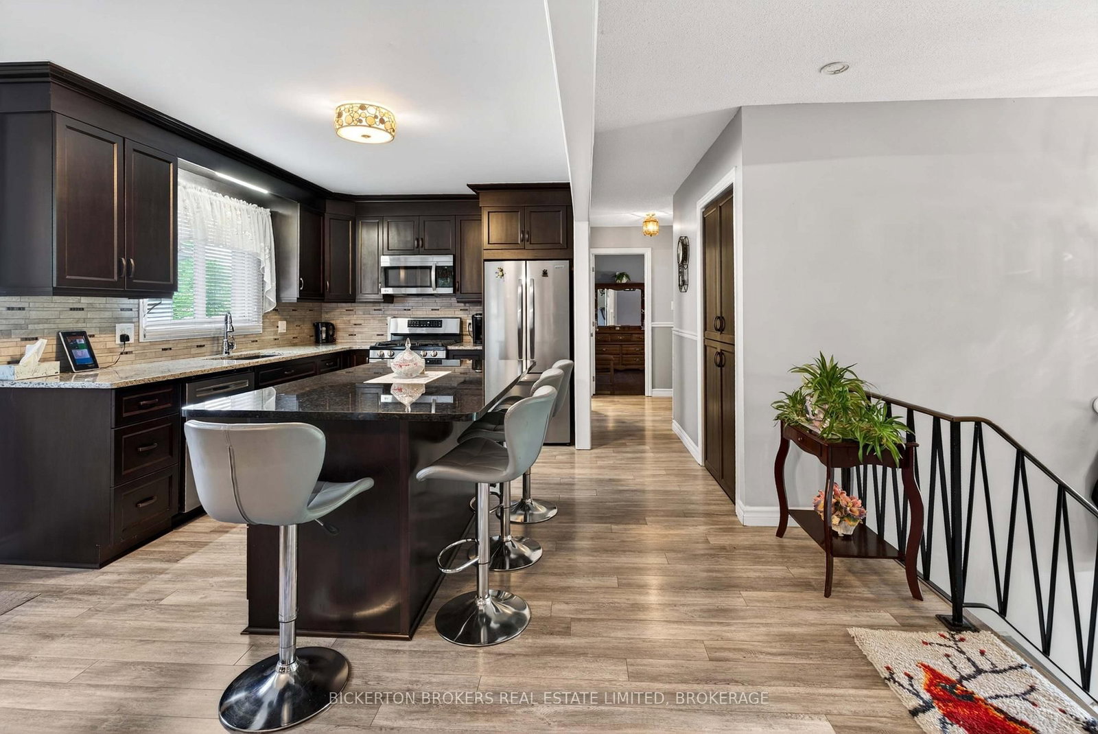 90 Ann Street • Gananoque, ON photo 28